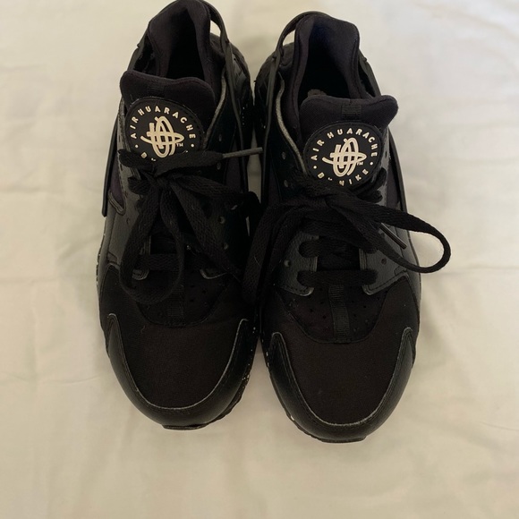 Nike Air Huarache - Picture 2 of 4